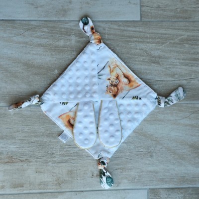 Doudou oreilles lionceaux